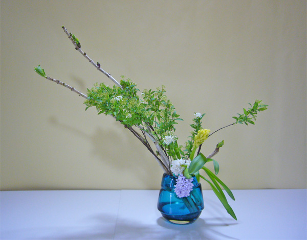 2011年4月28日木曜日、国分華苑さんの作品
